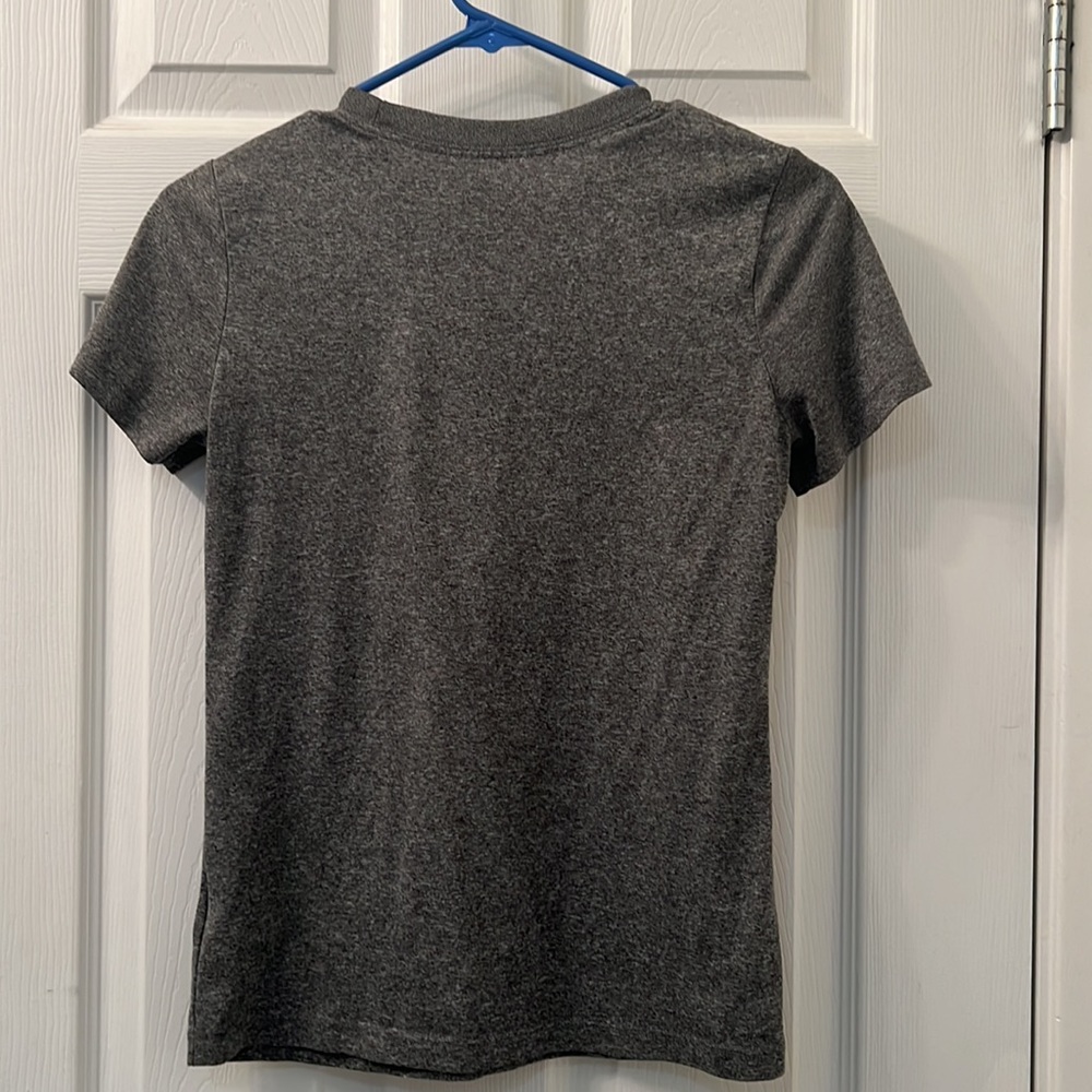 Nike dri-fit tee - Picture 2 of 3